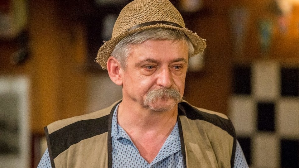 Fero Čumpelík ze seriálu Krejzovi